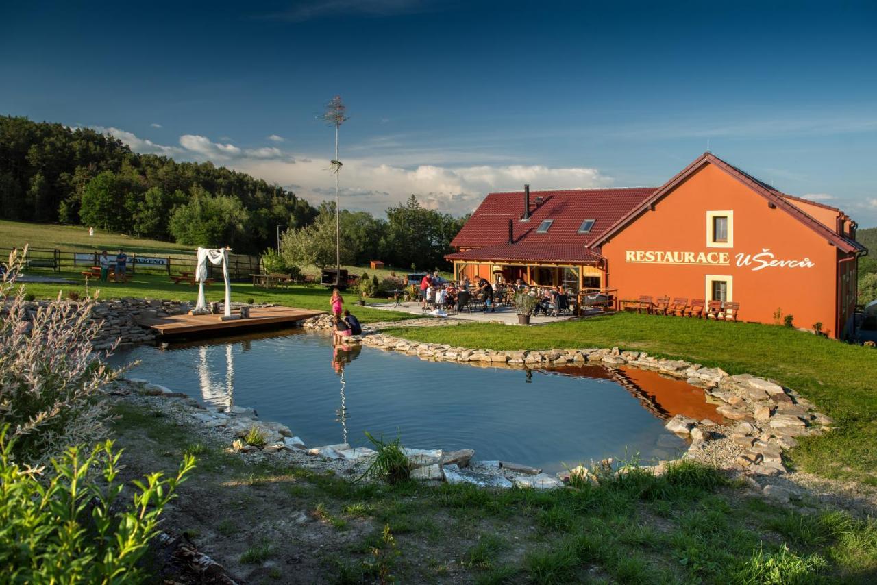 Penzion U Sevcu Hotel Holubov Kültér fotó